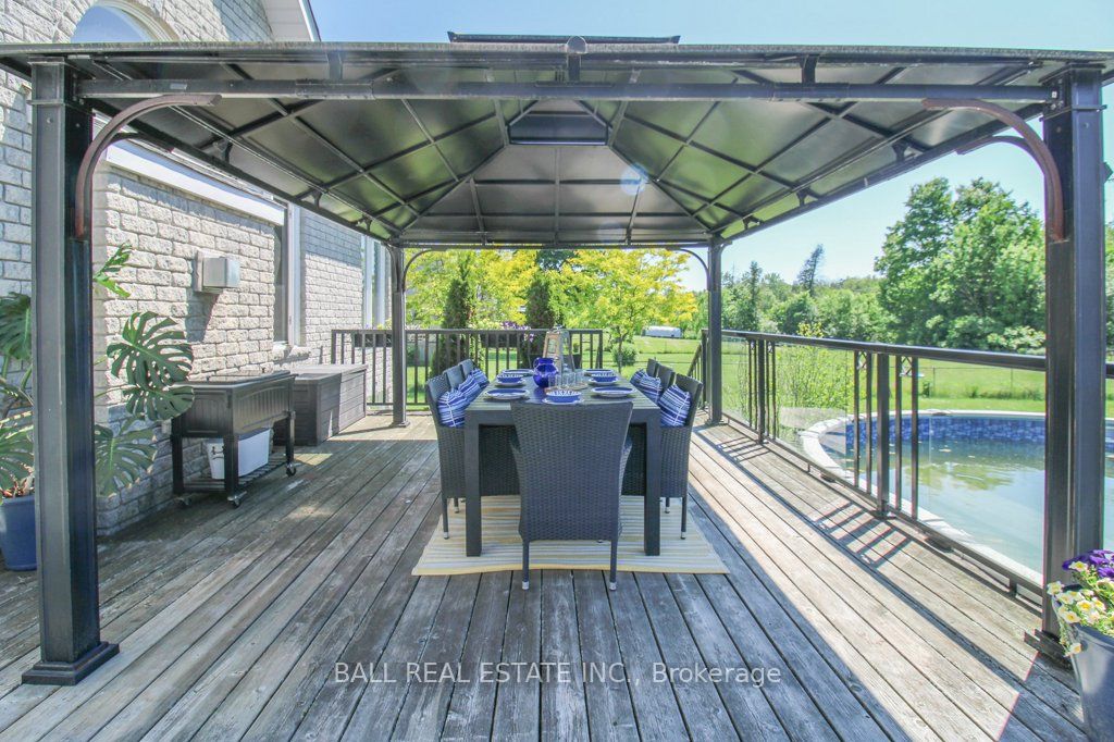 89 Whitfield Road Property Photo 43