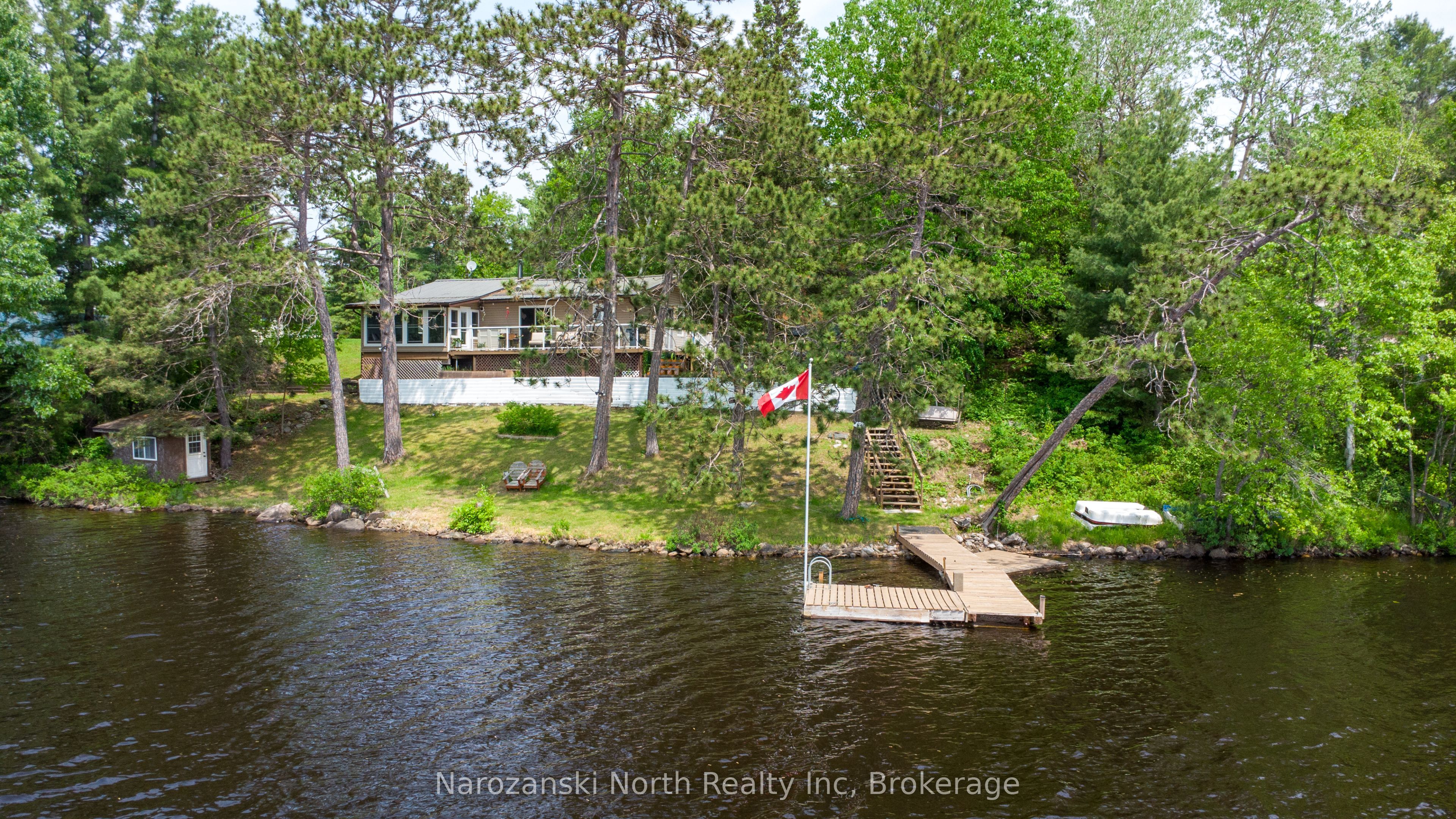 1887 Musky Bay Rd Property Photo 1
