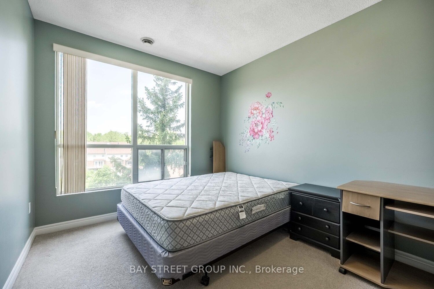 255 Keats Way 606 Property Photo 22