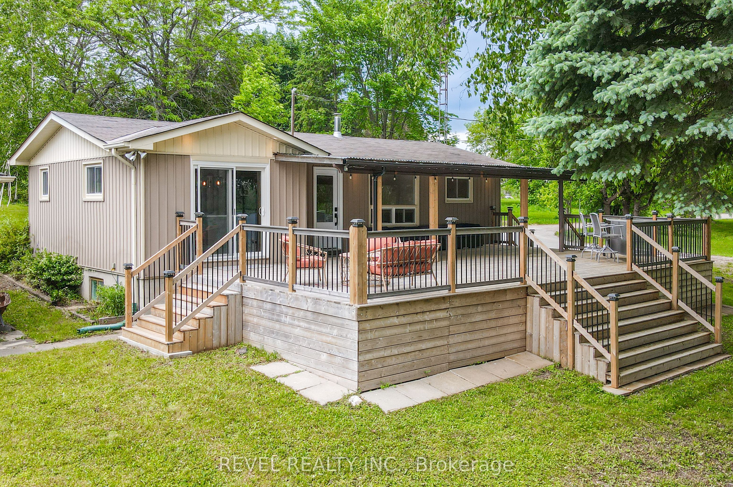 3 Hillside Dr Property Photo 1