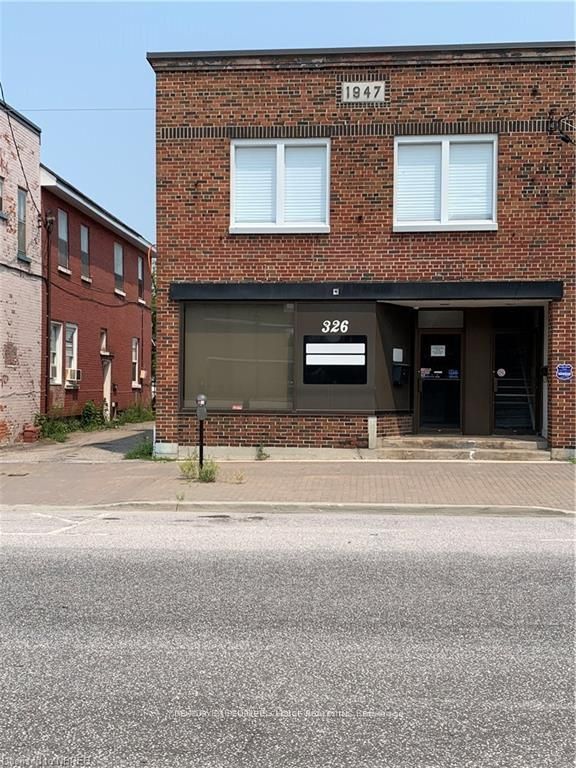 326 Mcintyre Street Property Photo