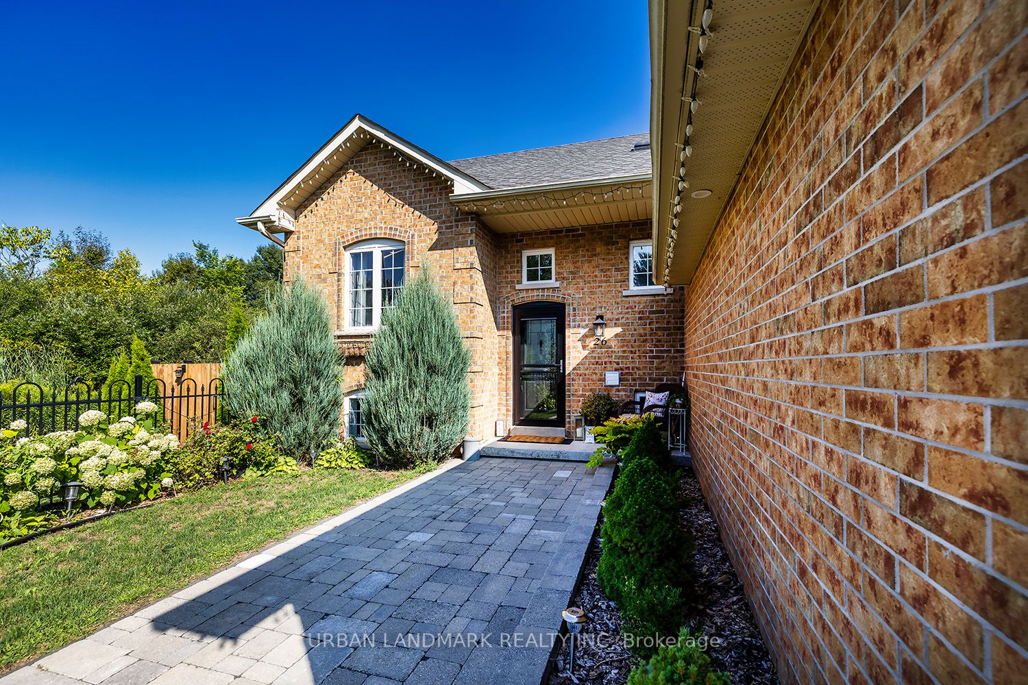 26 Brookside Street Property Photo 5