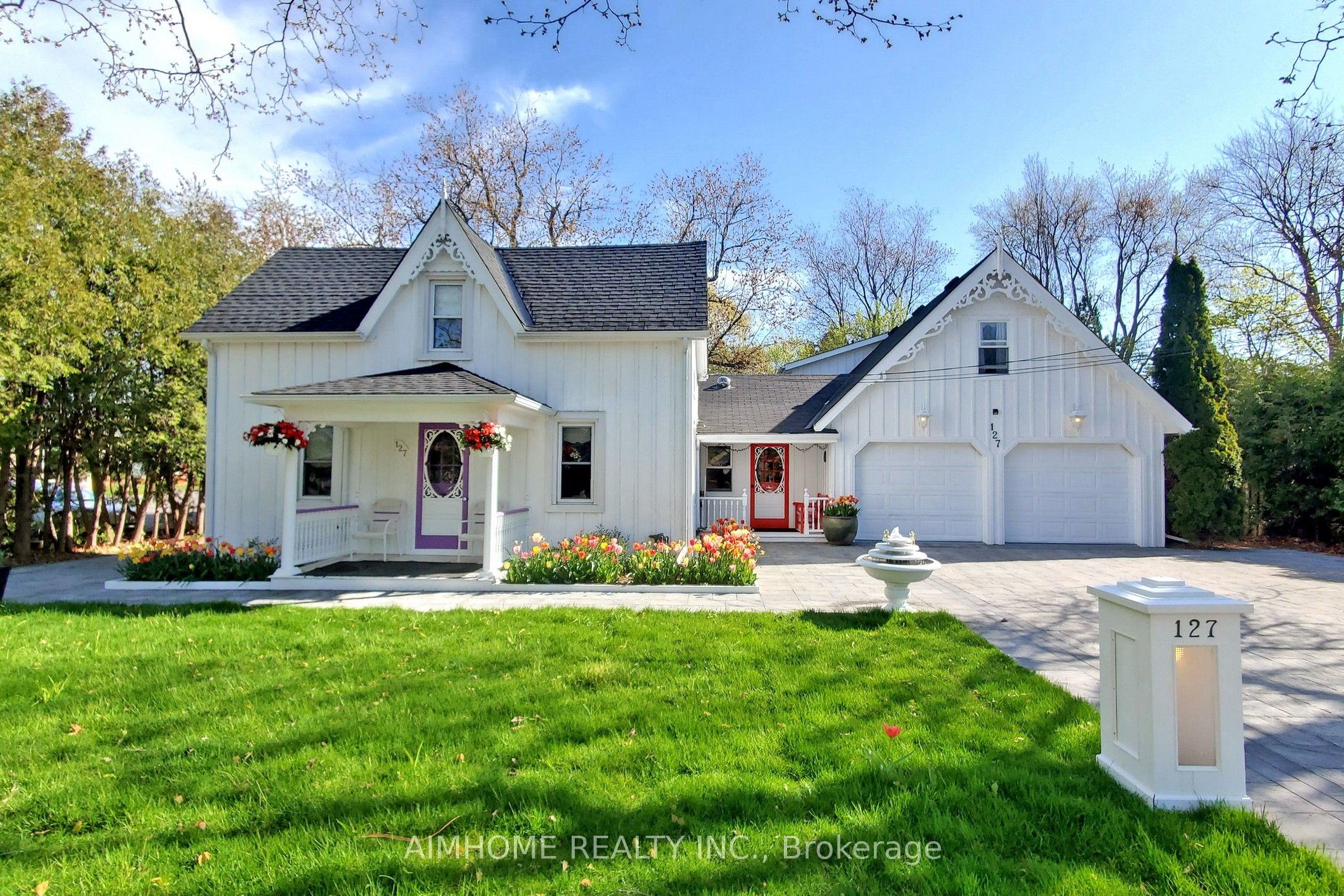 127 Mary Street Property Photo 1