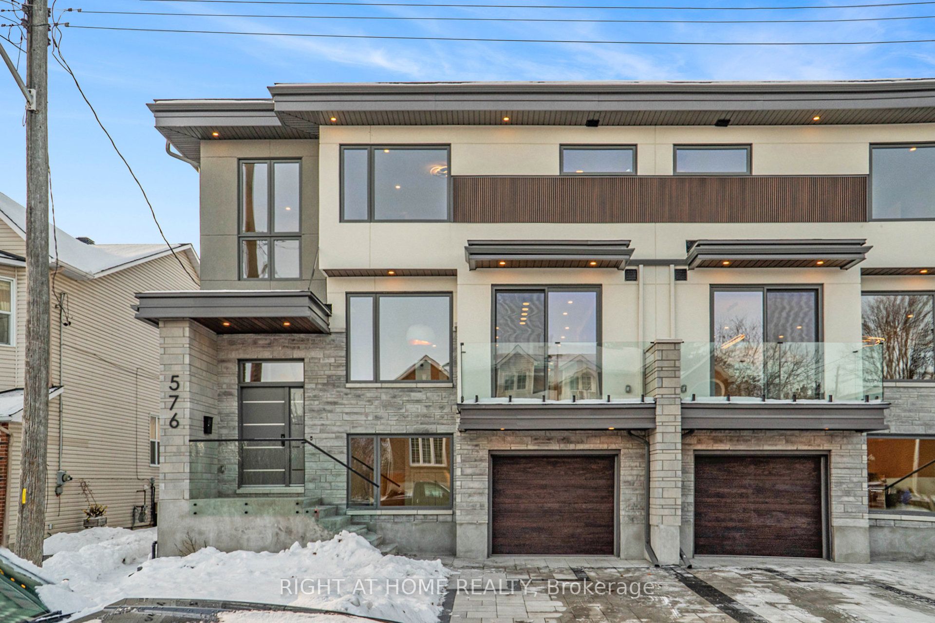 576 Brunel Street N Property Photo 1
