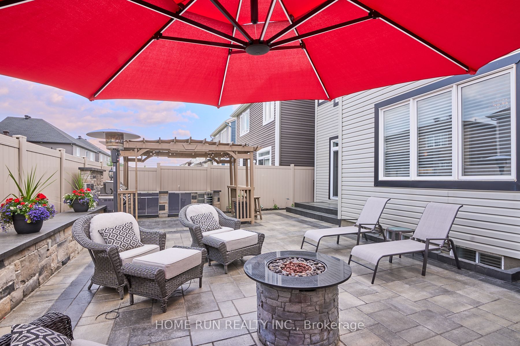 341 Rouncey Road Property Photo 6