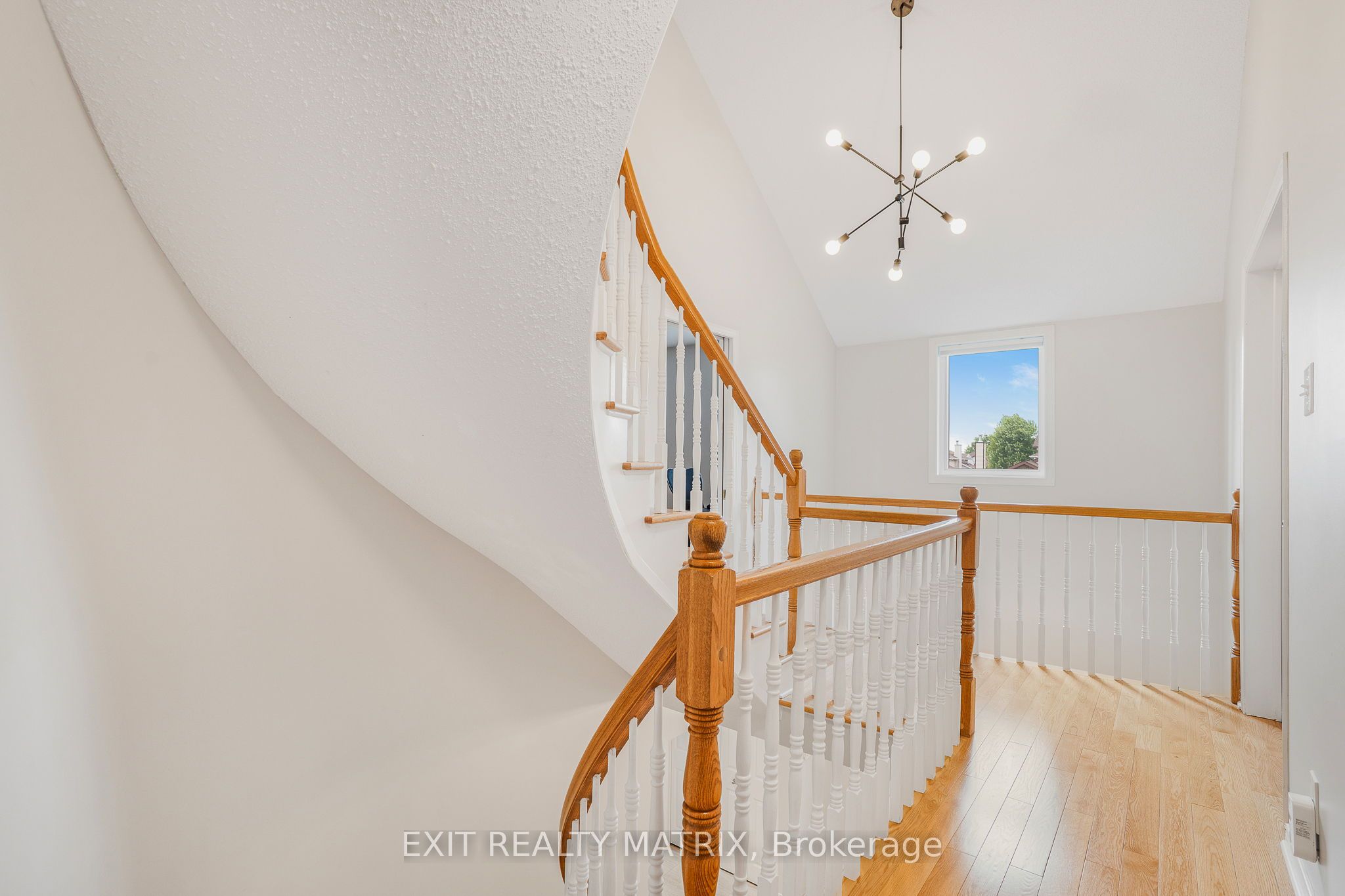 1690 Caminiti Crescent Property Photo 20
