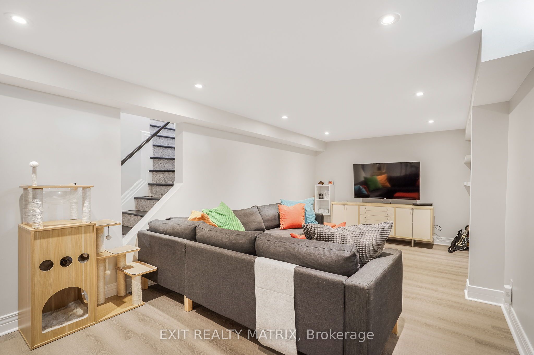 1690 Caminiti Crescent Property Photo 32