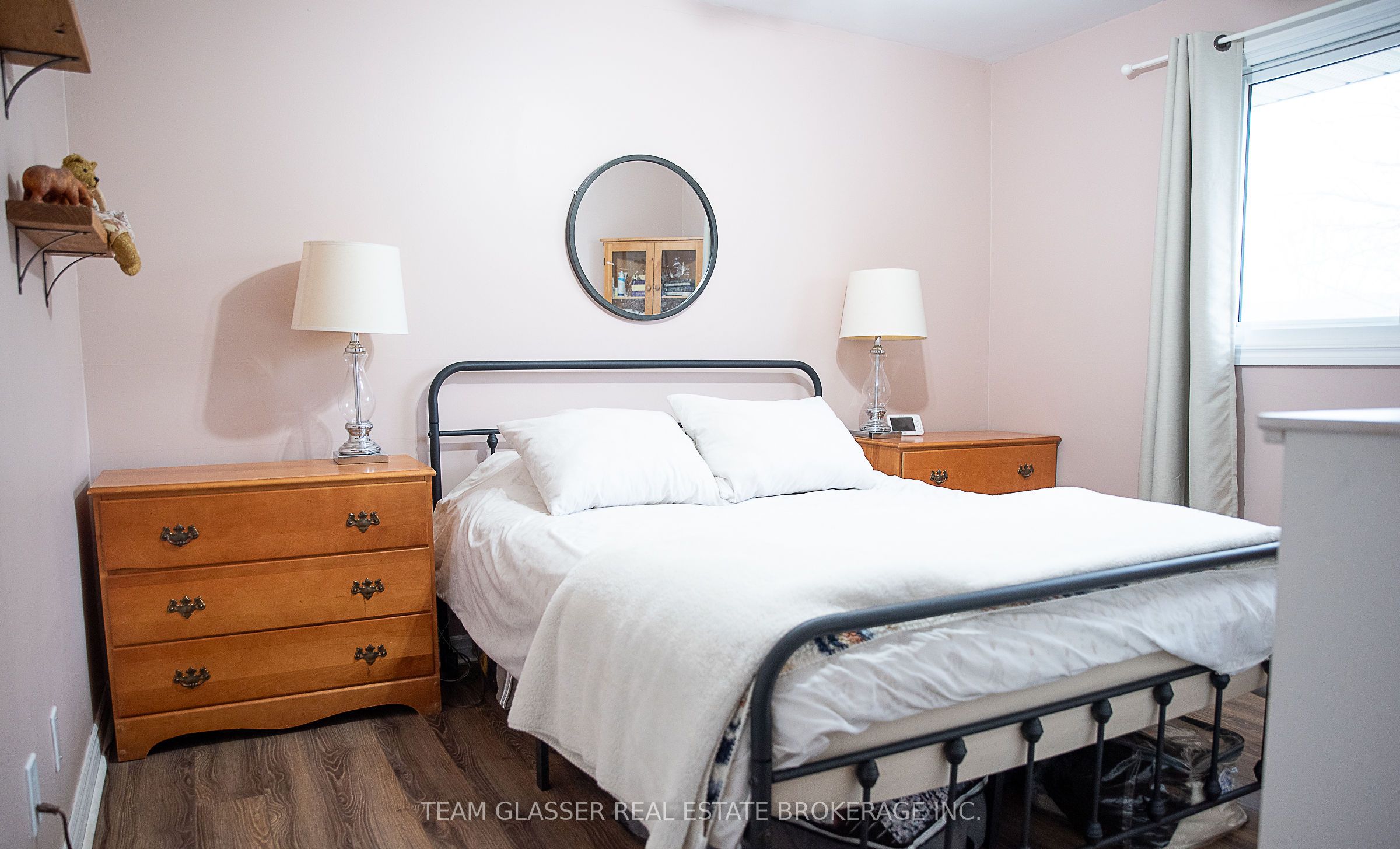 28 Parkview Heights Property Photo 26