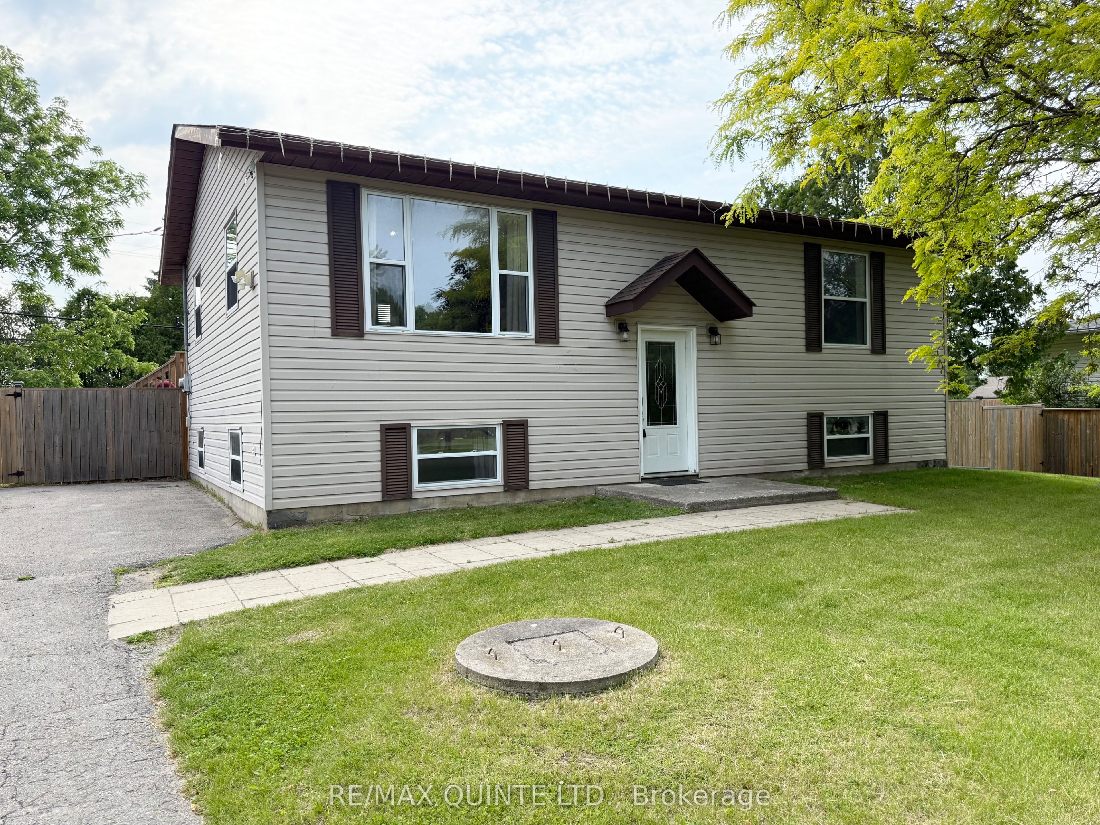 79 Jeffrey Drive Property Photo 1