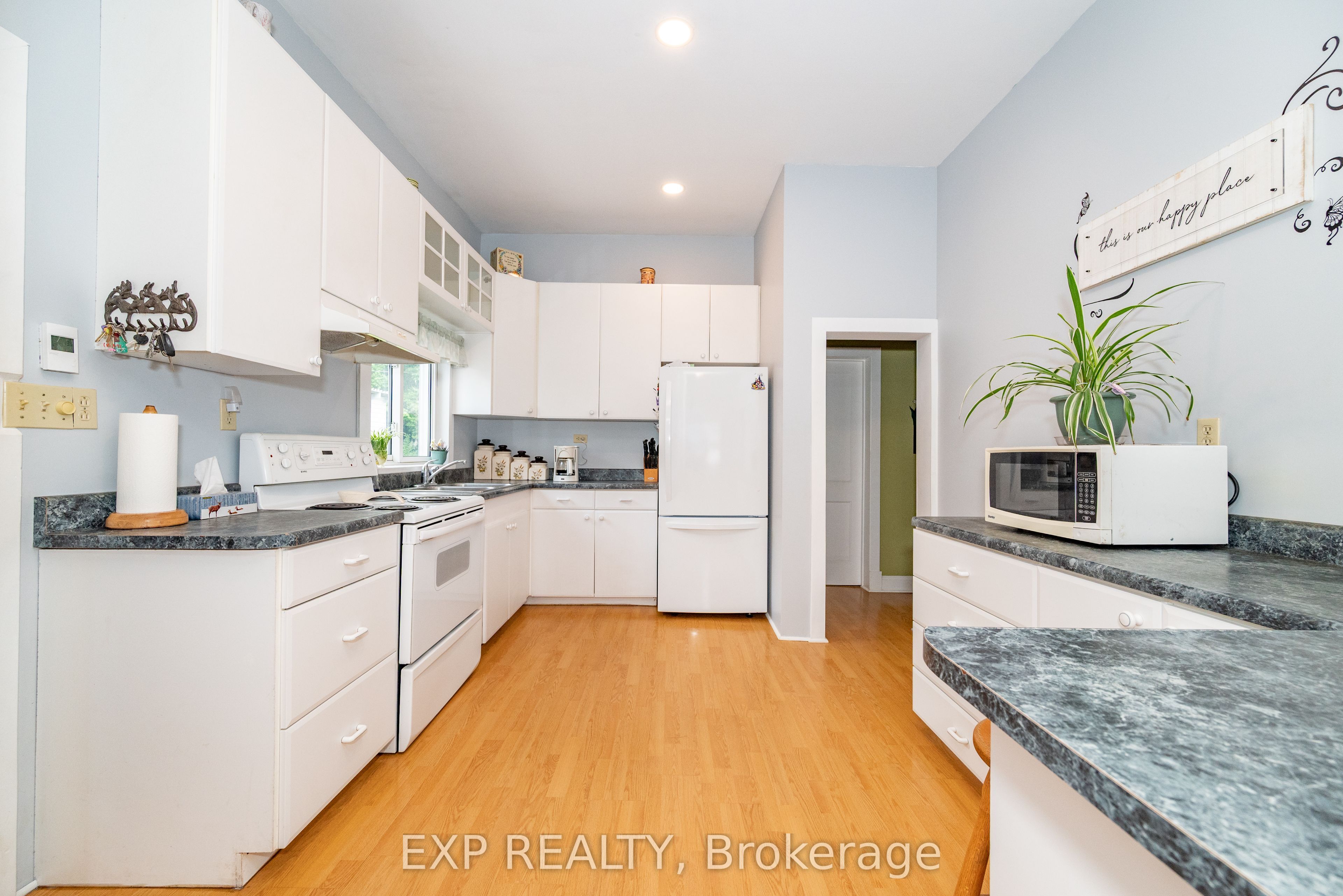 1618 Flat Road Property Photo 7
