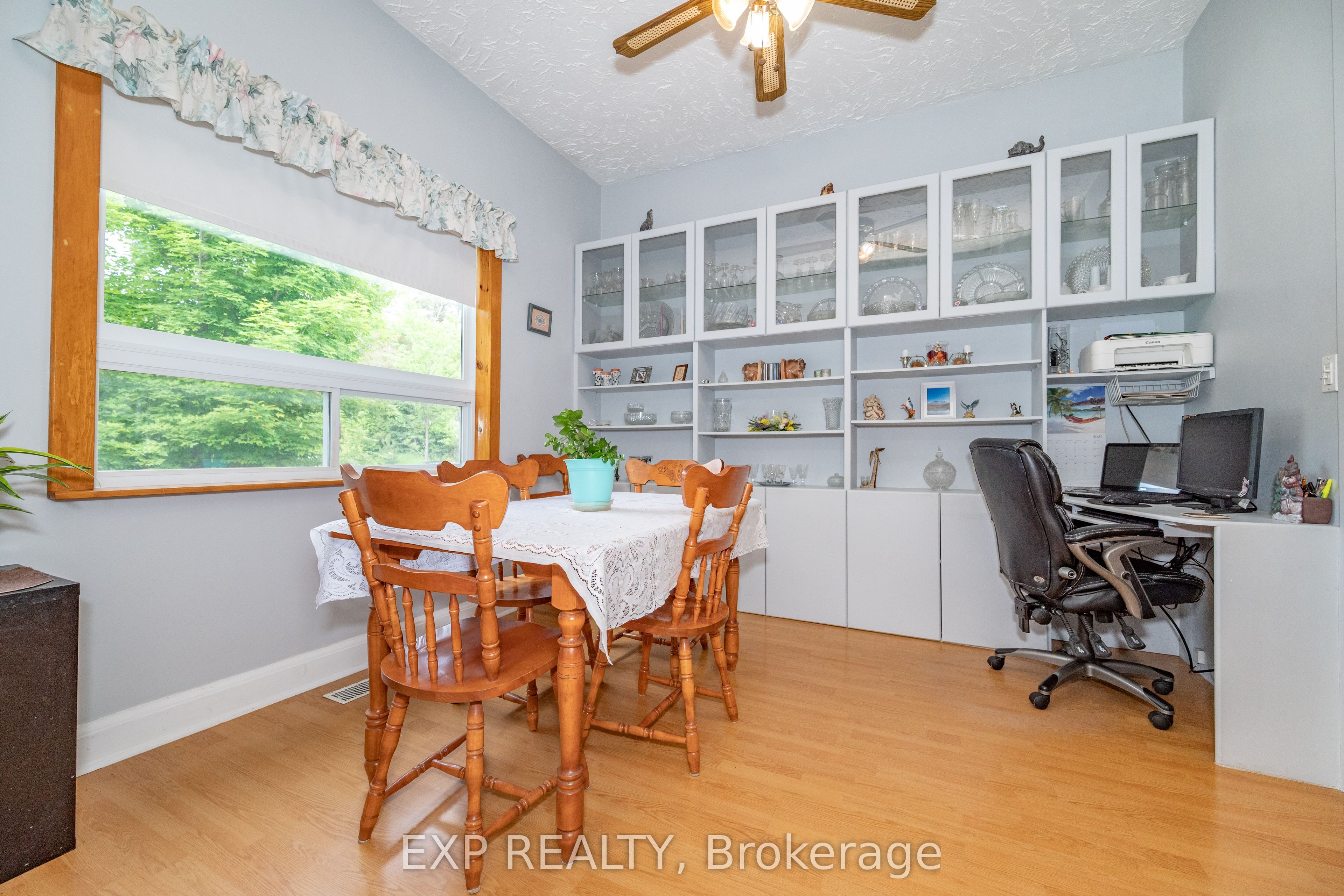1618 Flat Road Property Photo 11