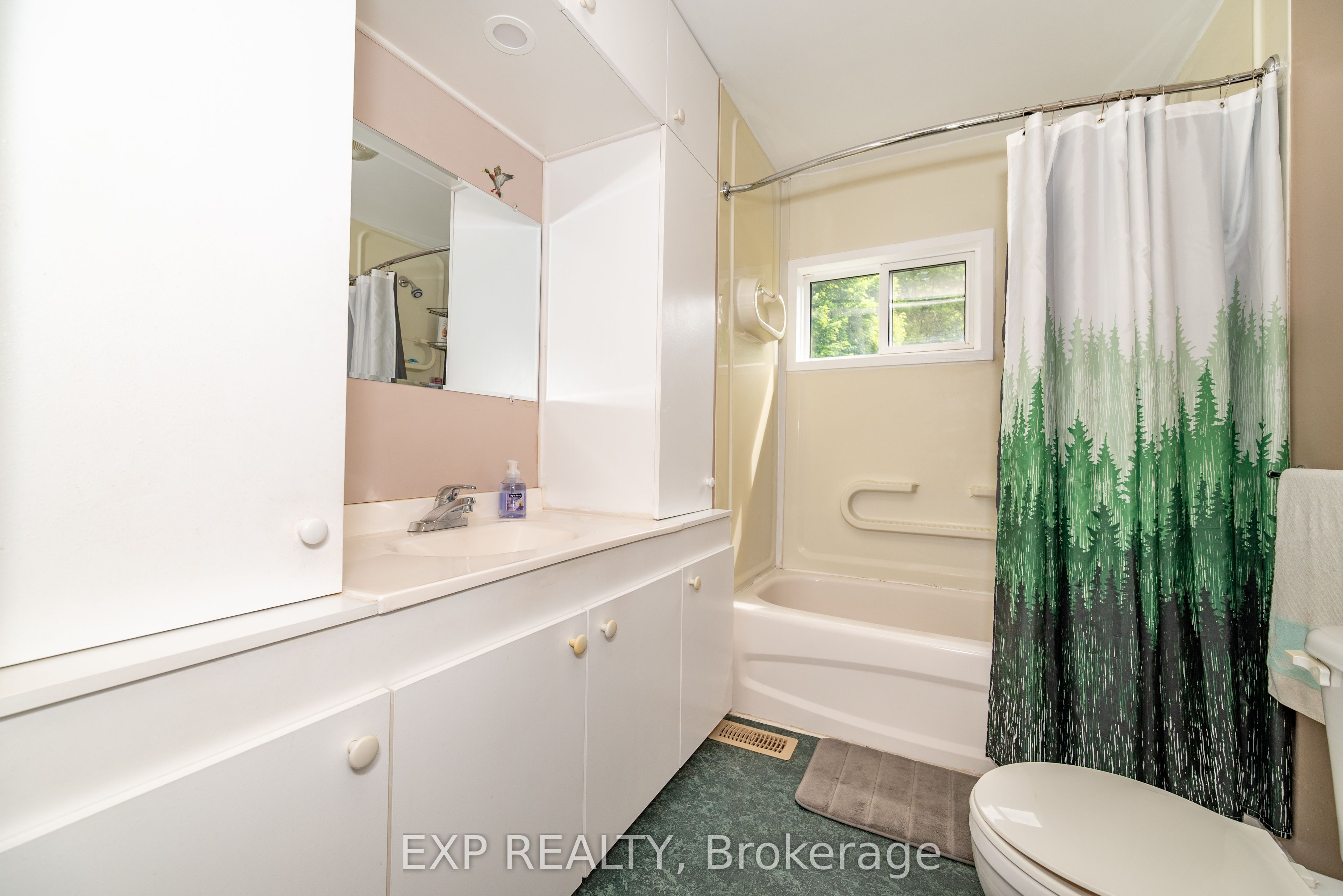 1618 Flat Road Property Photo 23