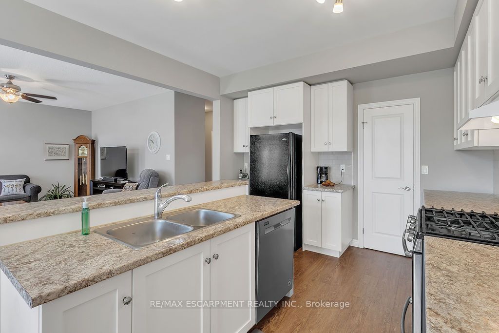 633 Winston Road Property Photo 22