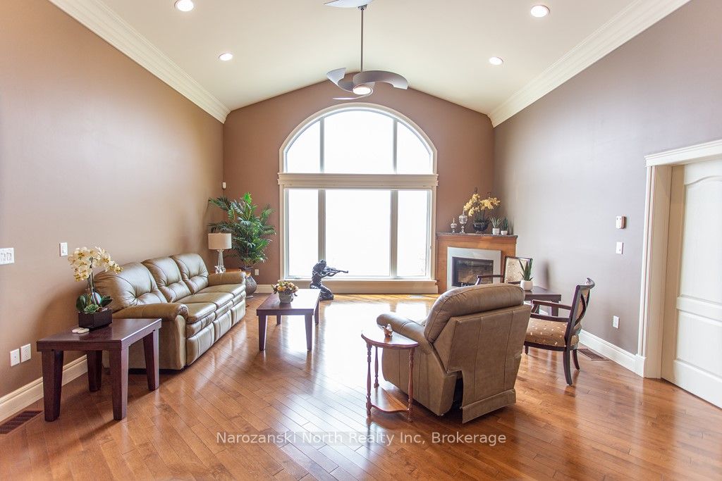 8 Telesphore Street Property Photo 6