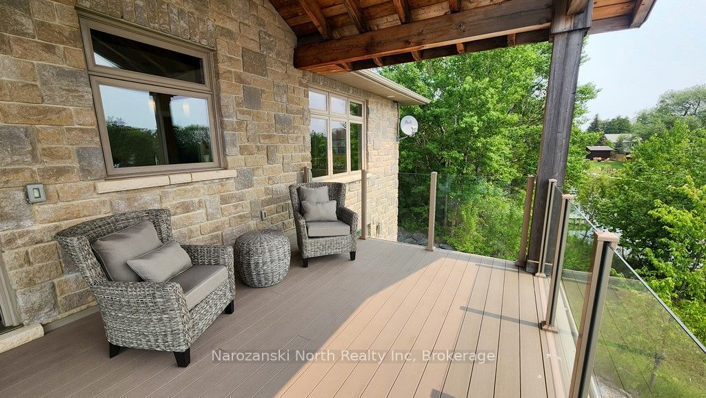 8 Telesphore Street Property Photo 11