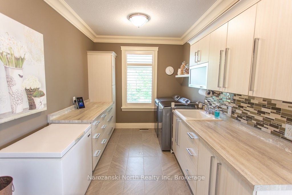 8 Telesphore Street Property Photo 20