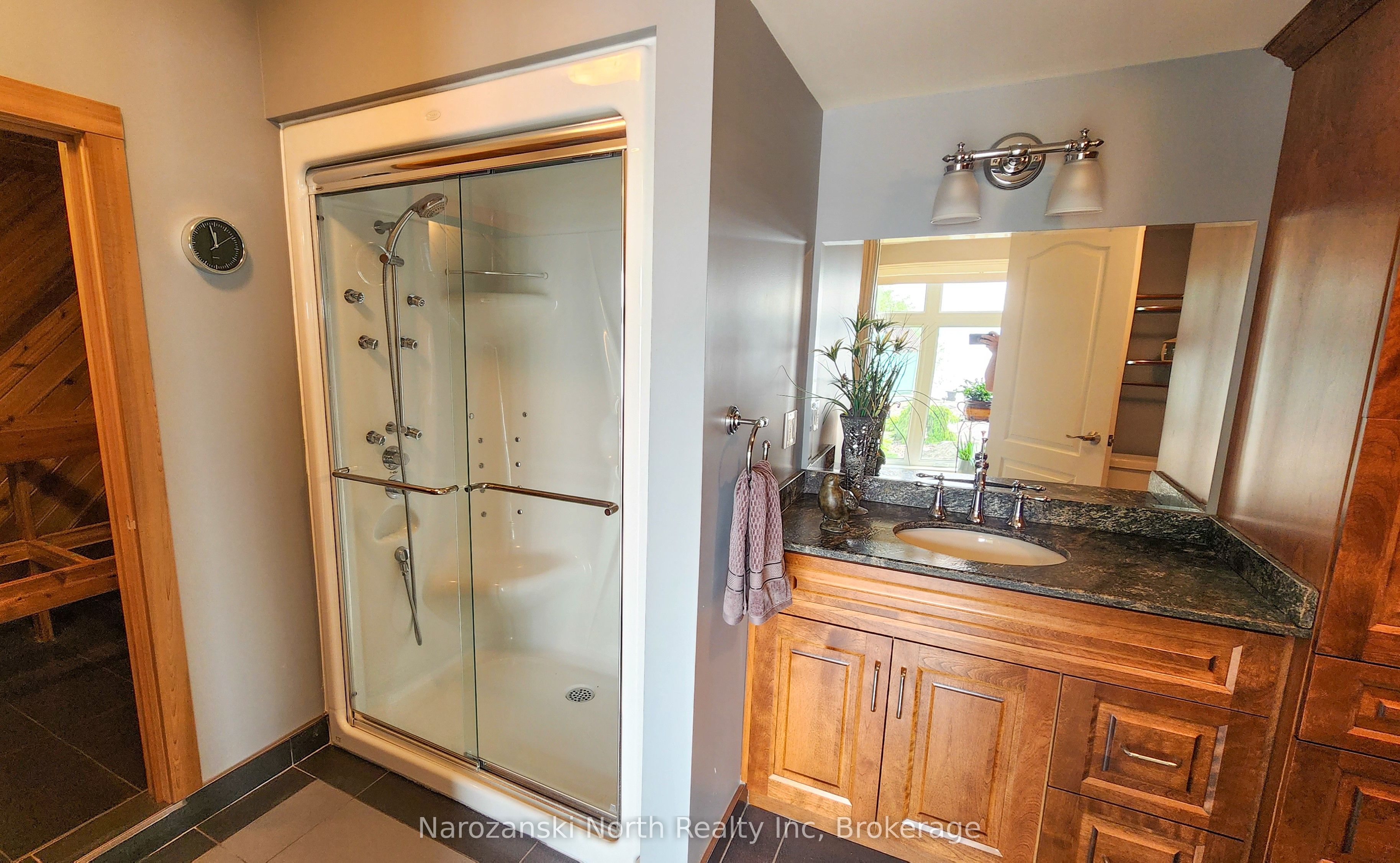 8 Telesphore Street Property Photo 28