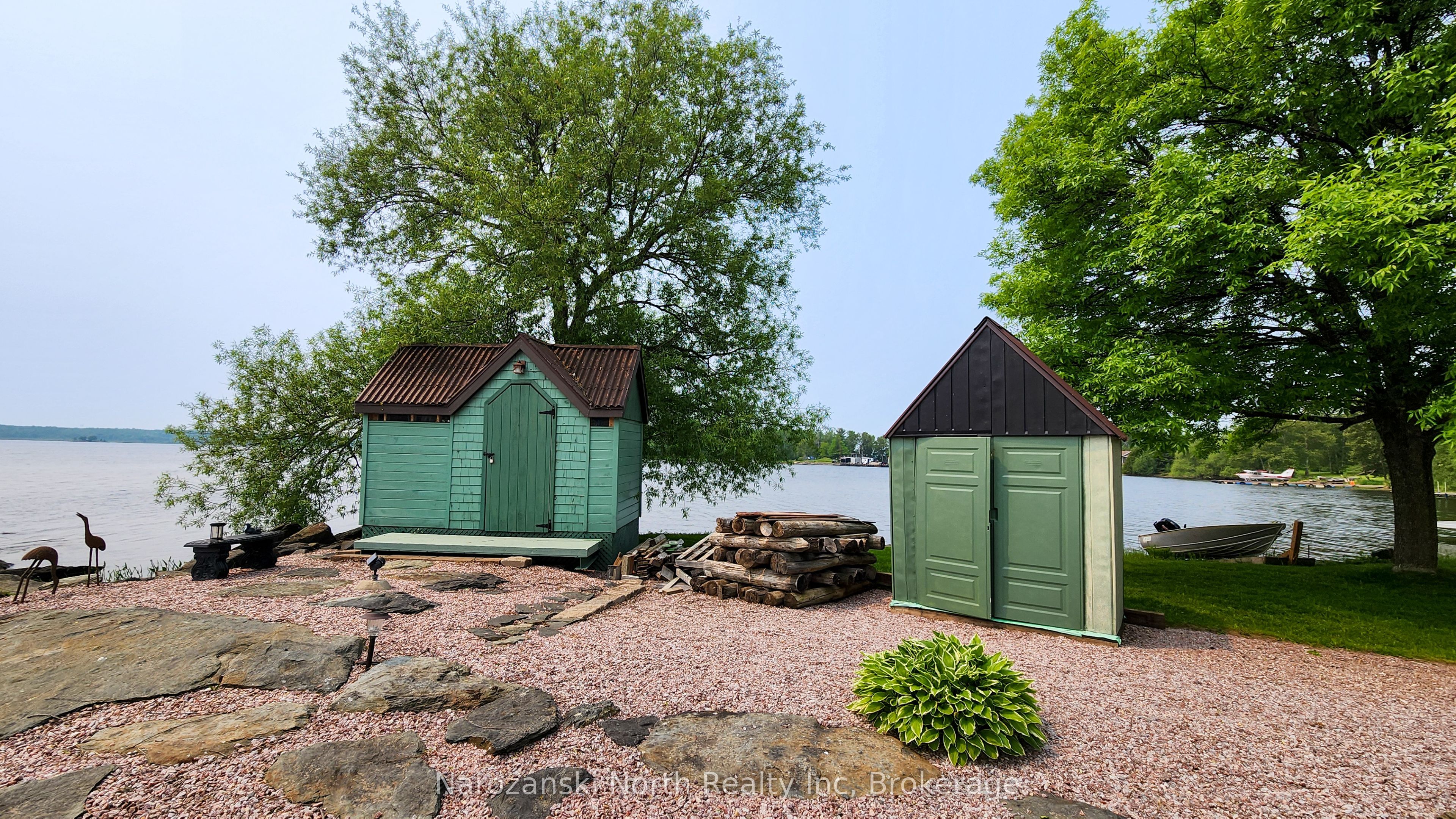 8 Telesphore Street Property Photo 35