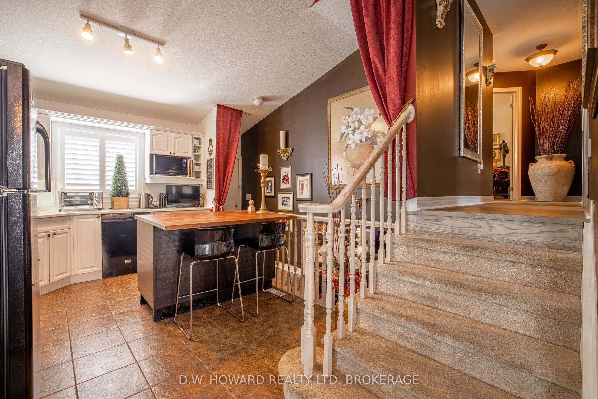 15 Meadowlark Drive Property Photo 12