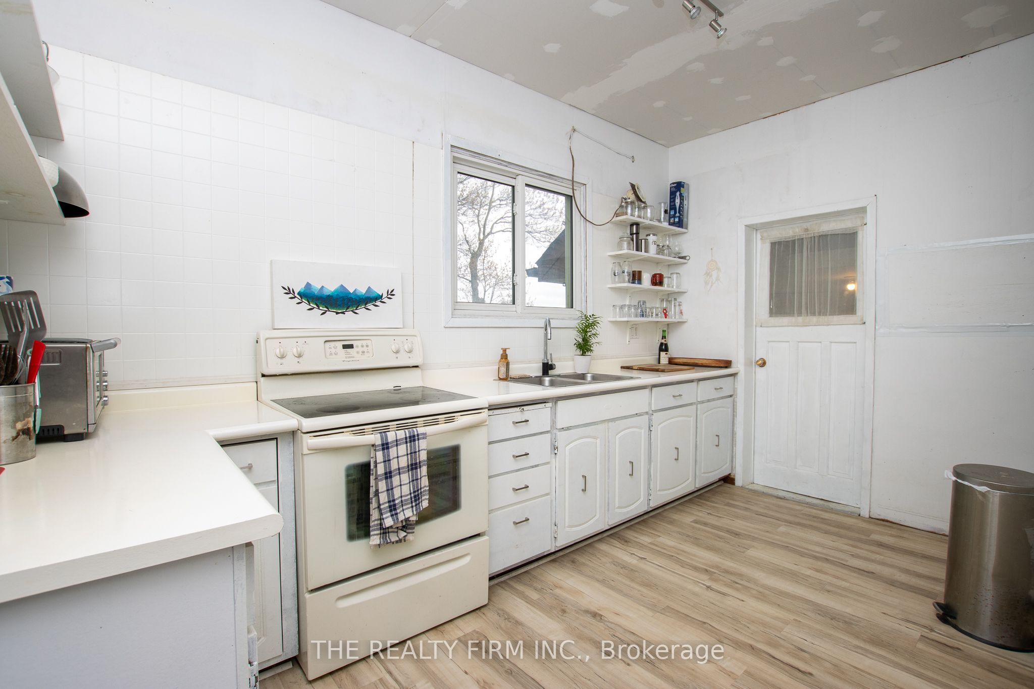 45004 Talbot Line Property Photo 5