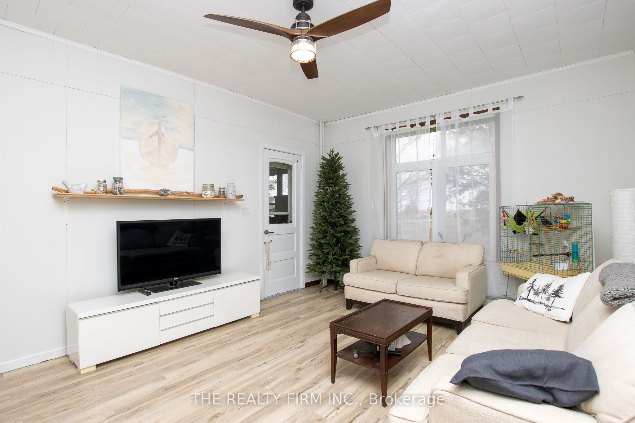 45004 Talbot Line Property Photo 8