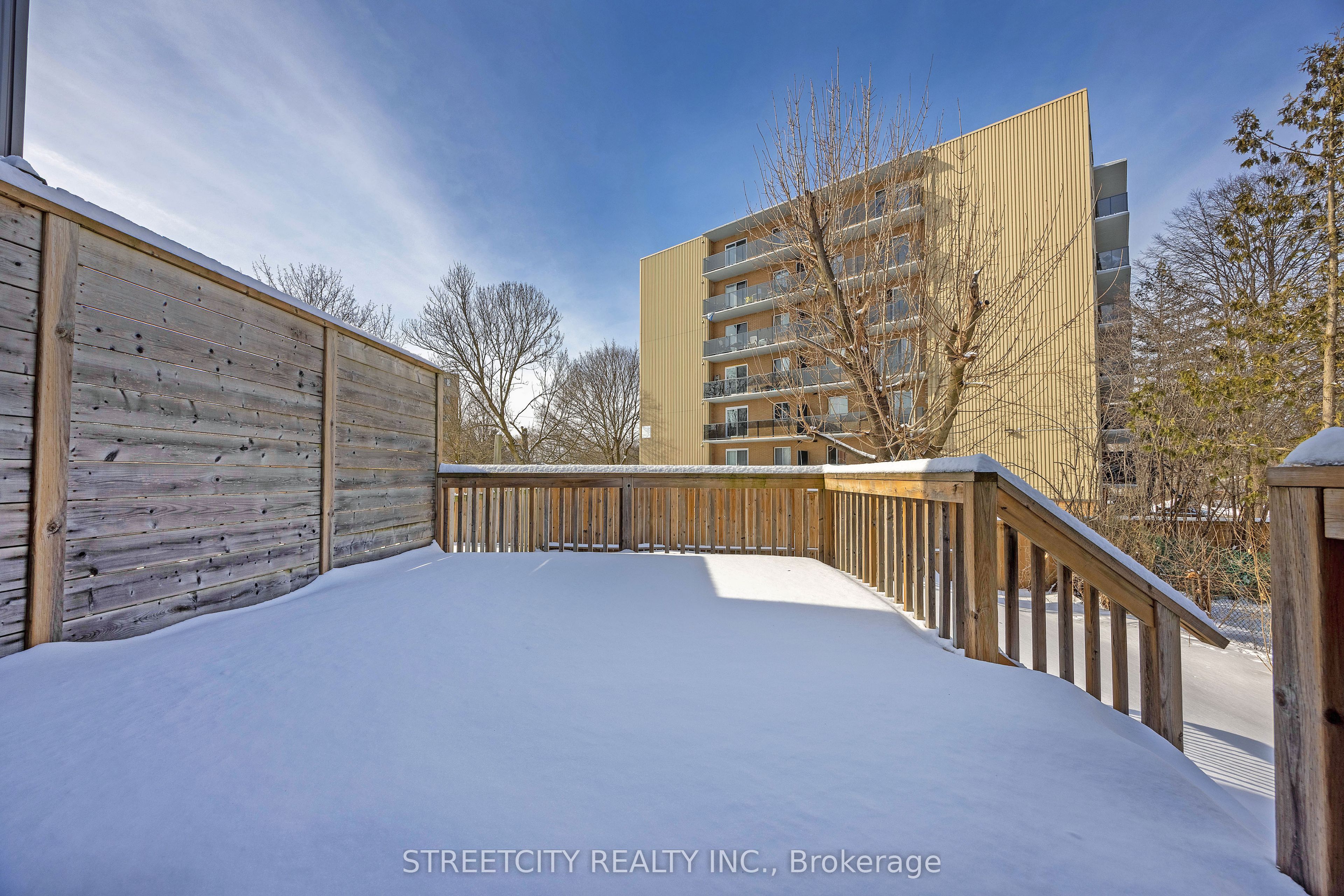 490 Phyllis Street Property Photo 23