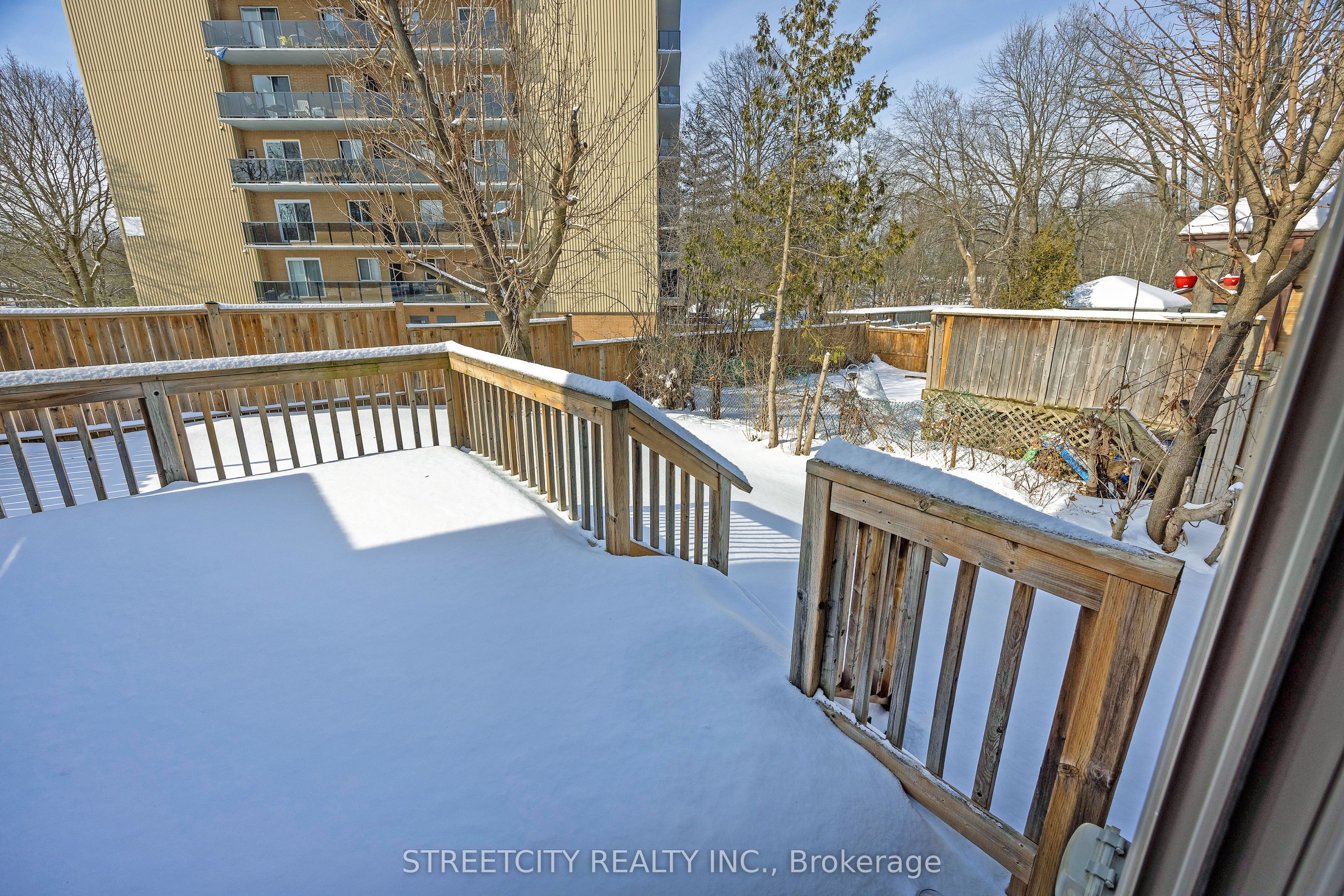 490 Phyllis Street Property Photo 24