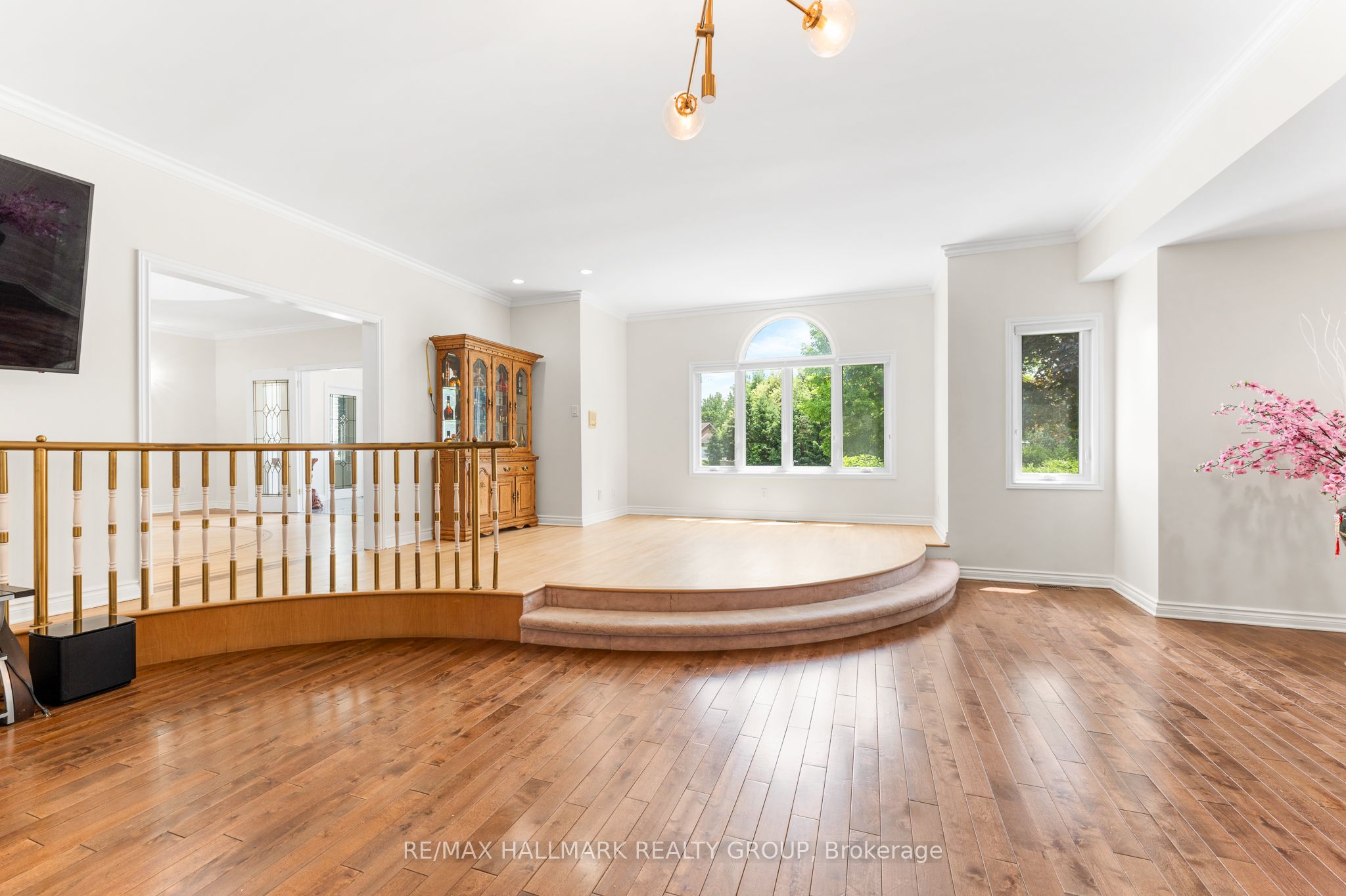 5749 Knights Drive Property Photo 8