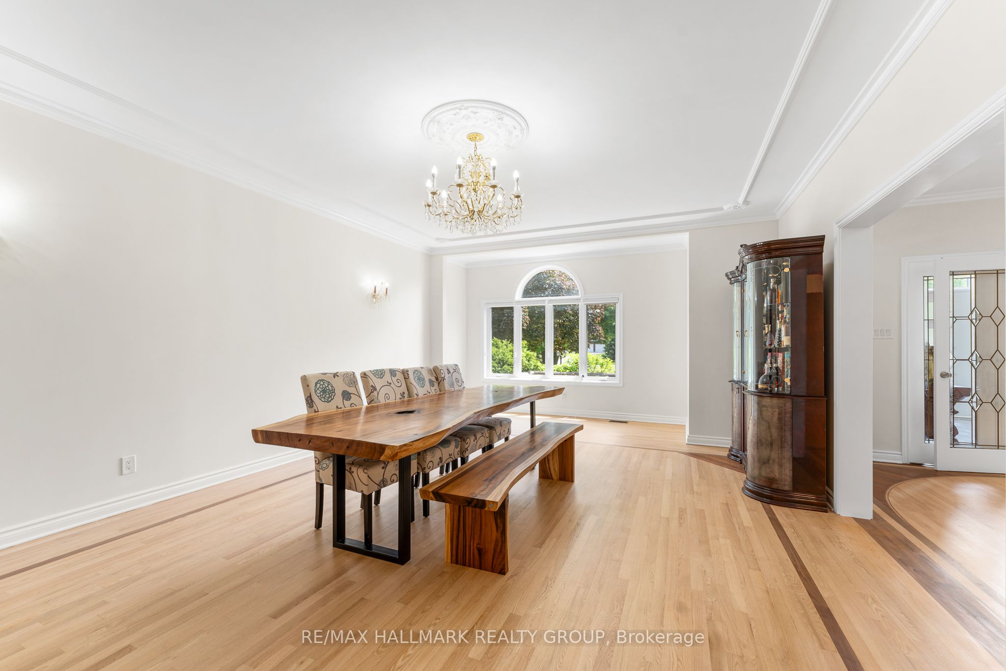 5749 Knights Drive Property Photo 9