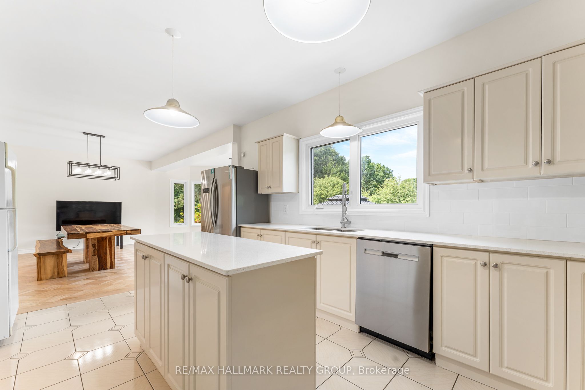 5749 Knights Drive Property Photo 14