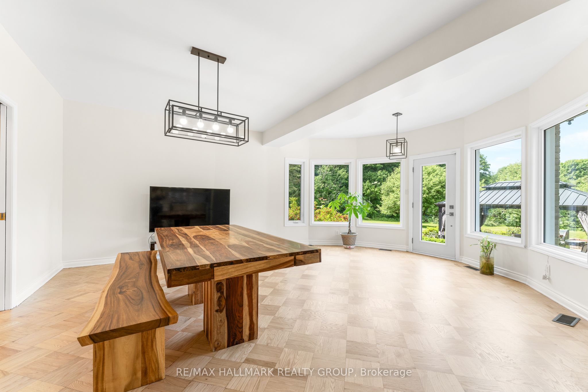 5749 Knights Drive Property Photo 16