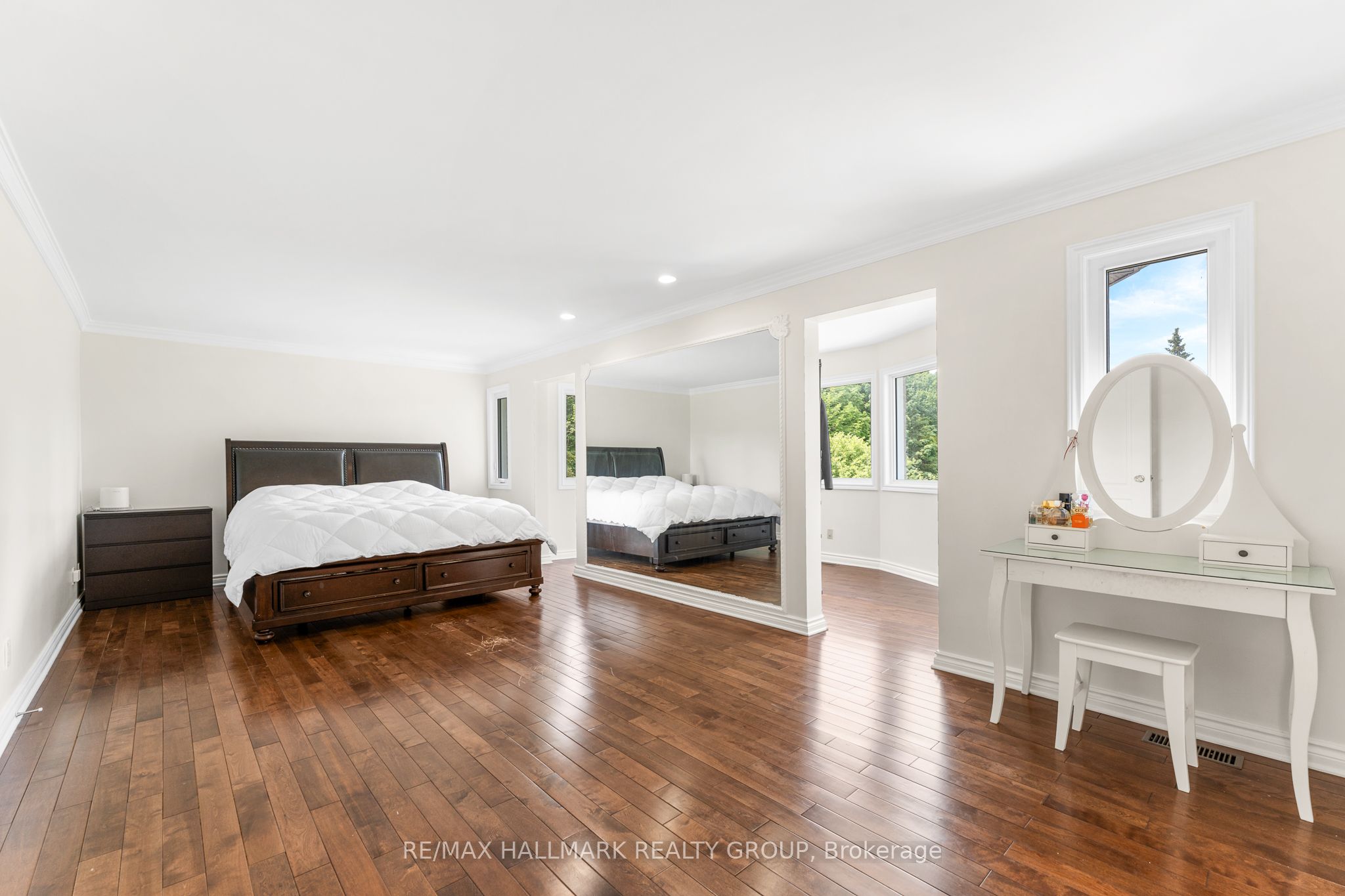 5749 Knights Drive Property Photo 25