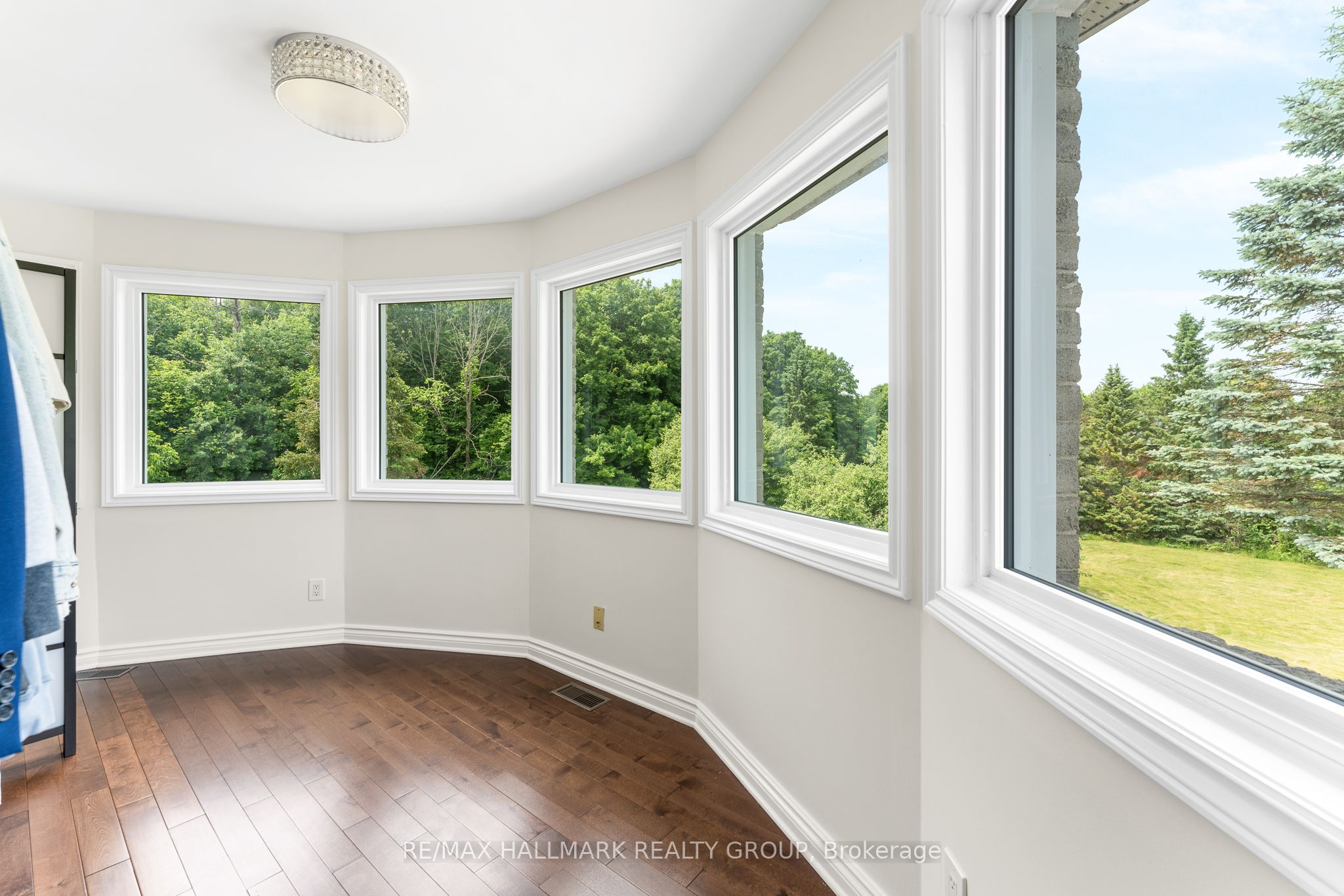 5749 Knights Drive Property Photo 27