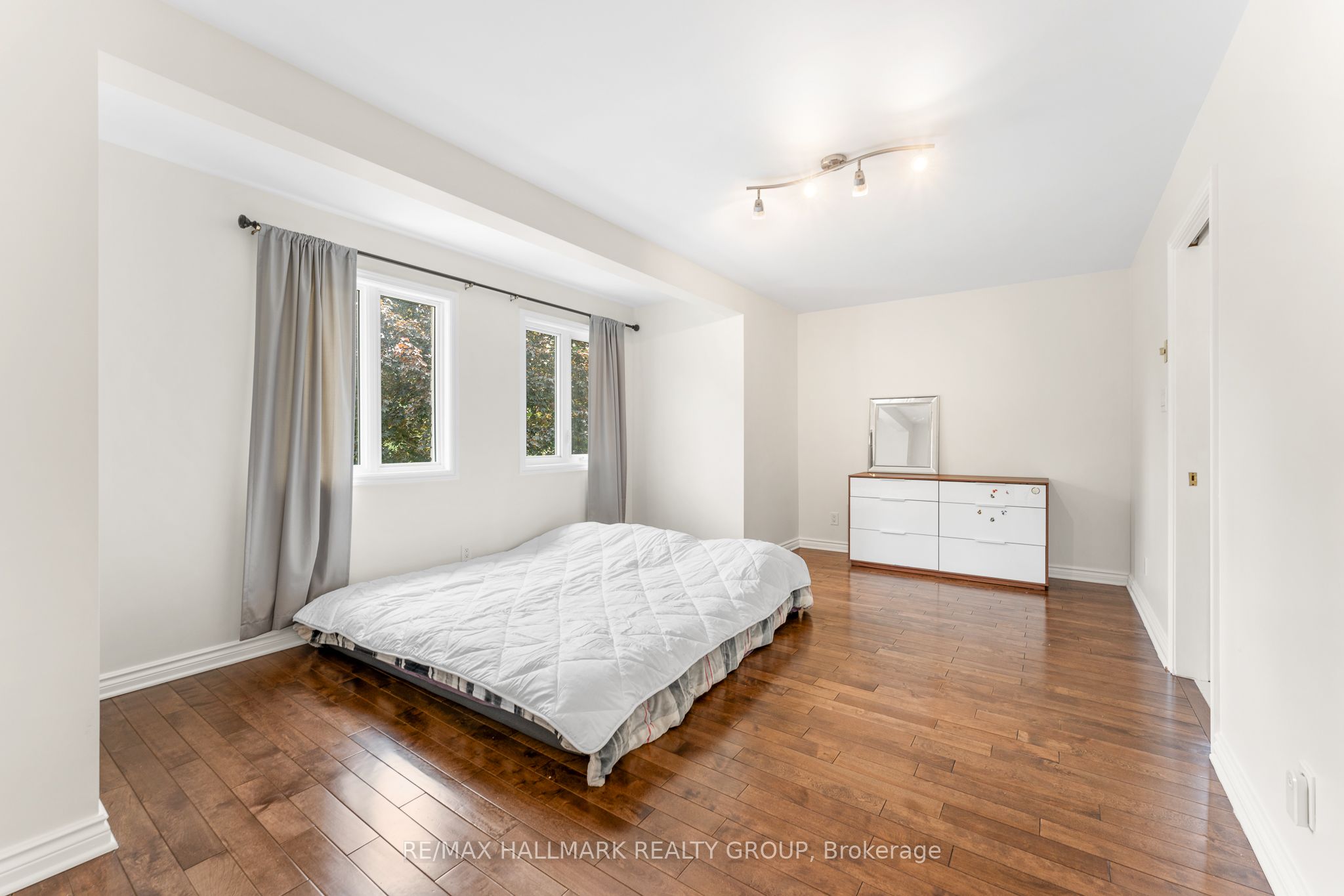 5749 Knights Drive Property Photo 35