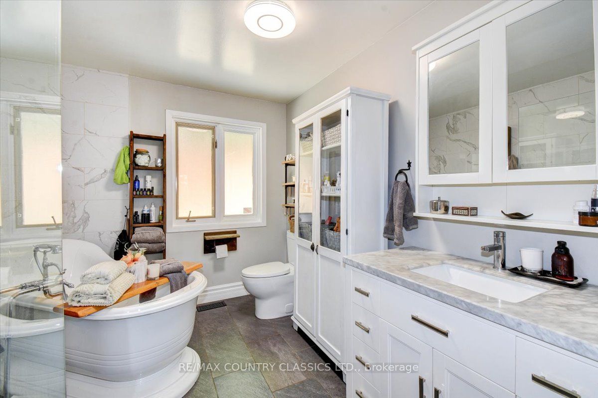 442a Stringer Drive Property Photo 16