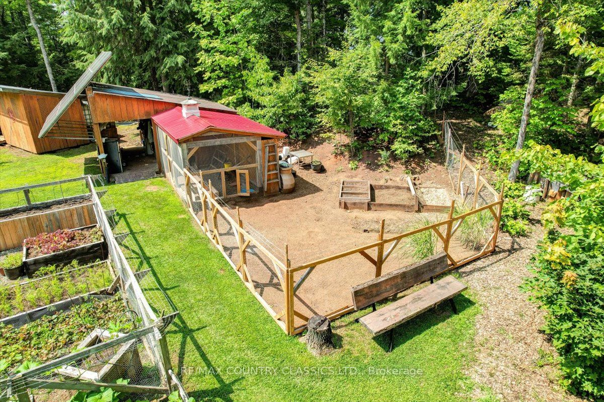 442a Stringer Drive Property Photo 33