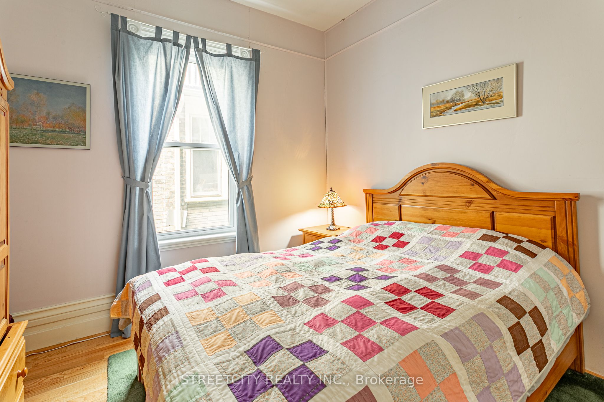 319 Piccadilly Street Property Photo 10