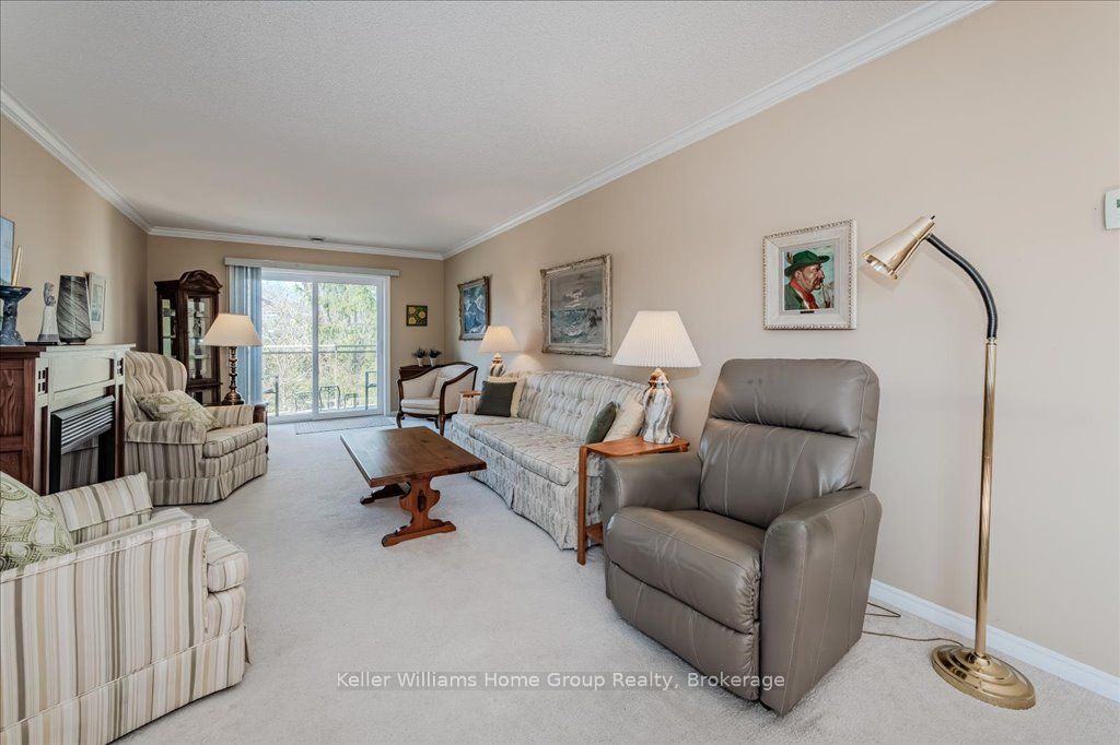 245 Queen Street W 301 Property Photo 10