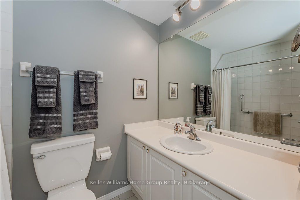 245 Queen Street W 301 Property Photo 26