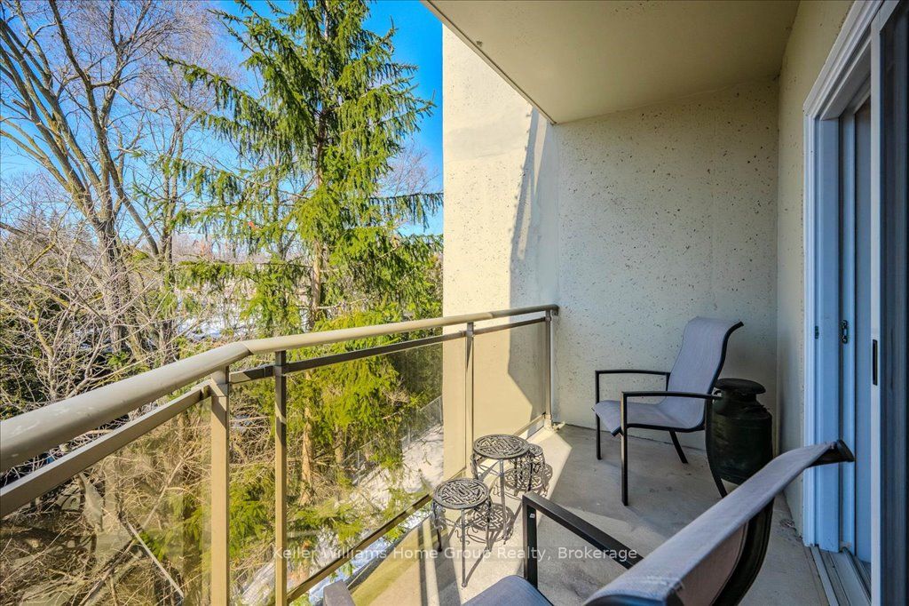 245 Queen Street W 301 Property Photo 35