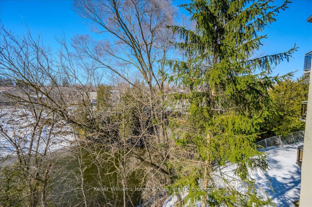 245 Queen Street W 301 Property Photo 37