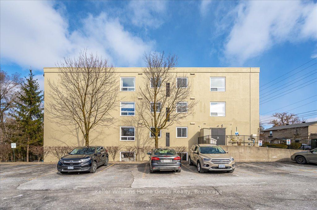 245 Queen Street W 301 Property Photo 41