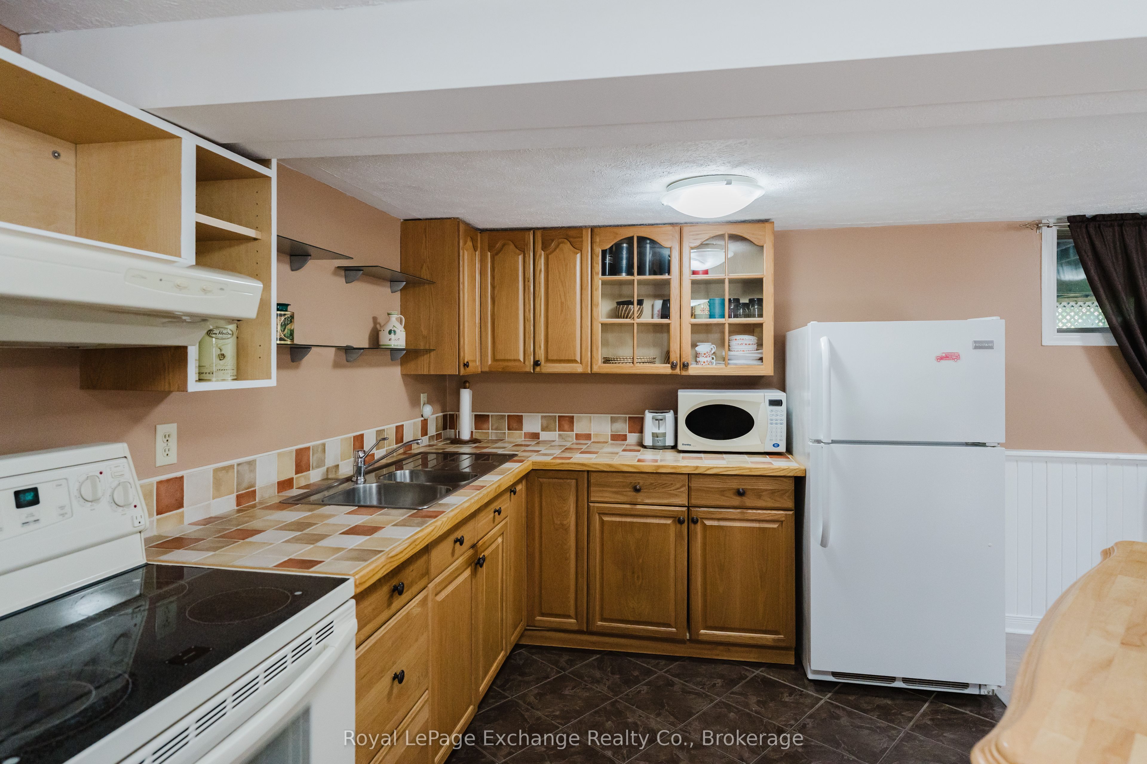 14 Mitchell Lane Property Photo 25