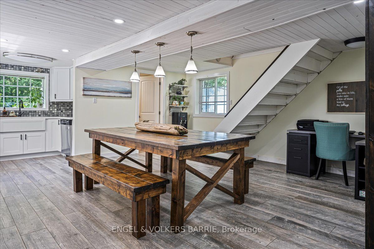 1057 Severn River Road Property Photo 7