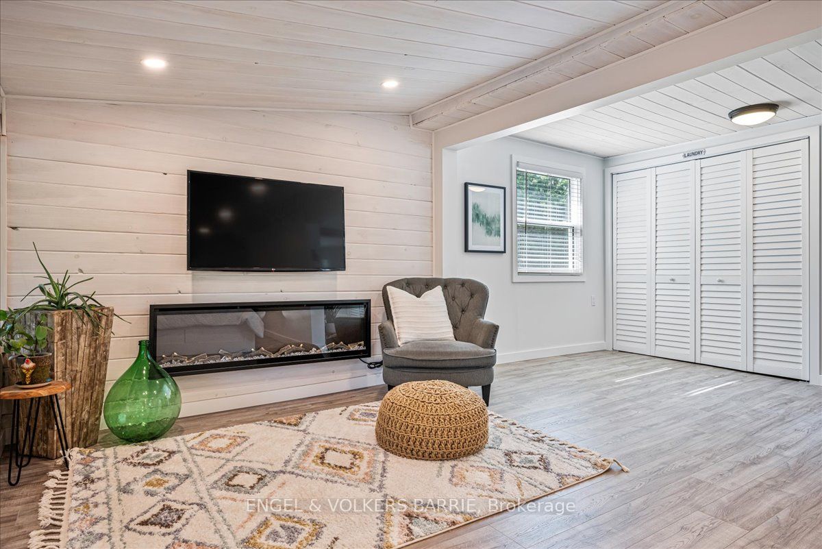 1057 Severn River Road Property Photo 14