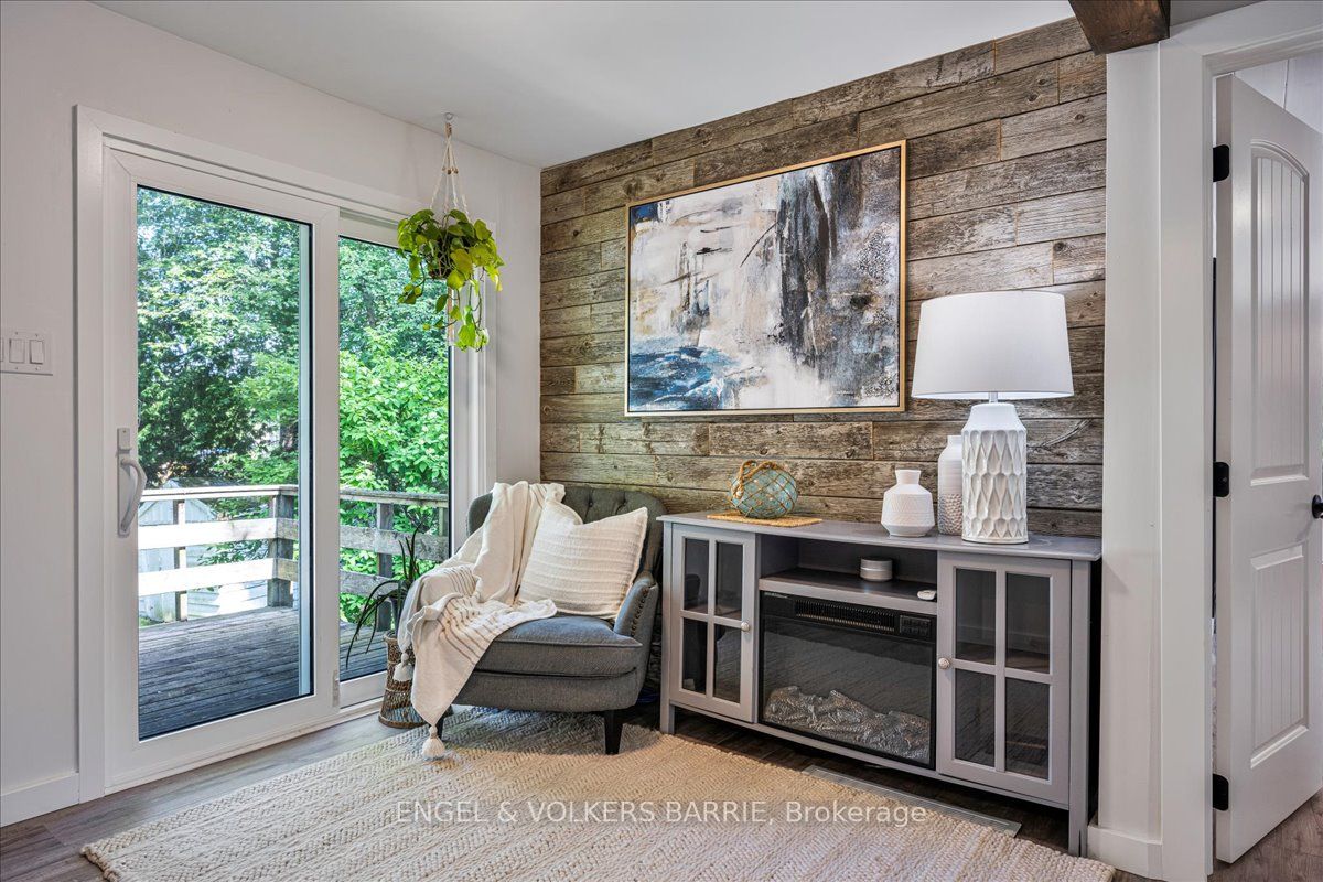 1057 Severn River Road Property Photo 15