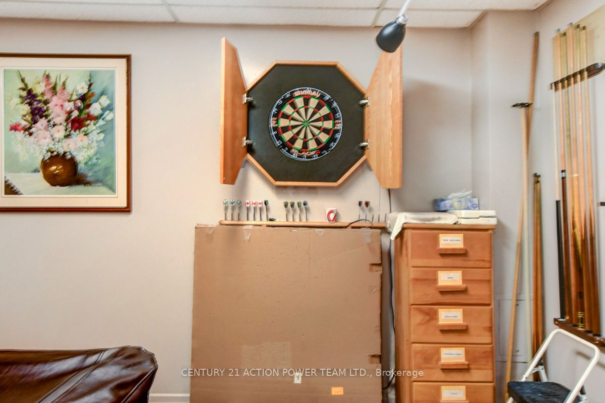 915 Elmsmere Road 707 Property Photo 19