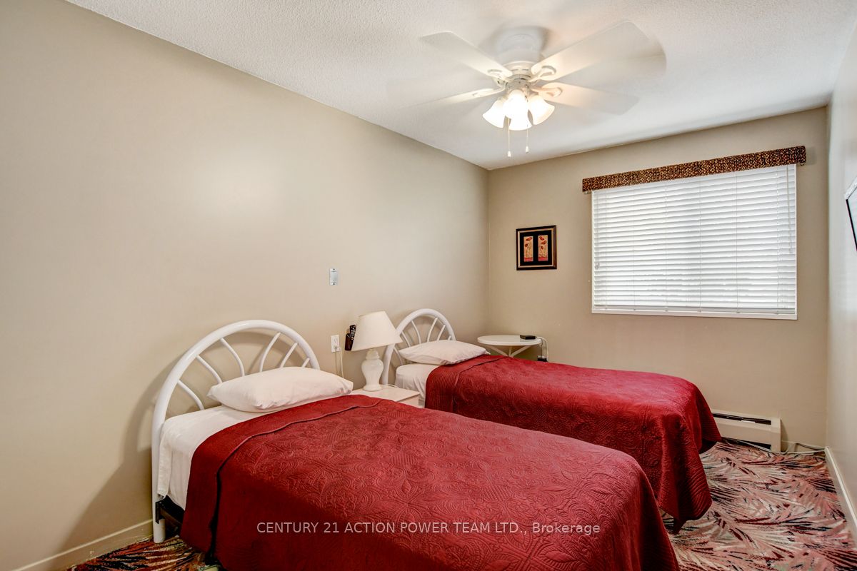 915 Elmsmere Road 707 Property Photo 23
