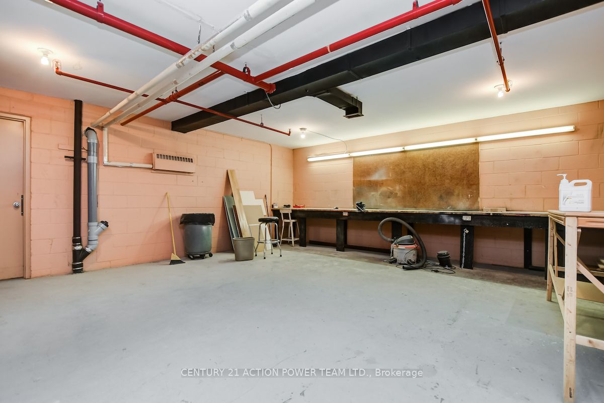 915 Elmsmere Road 707 Property Photo 31