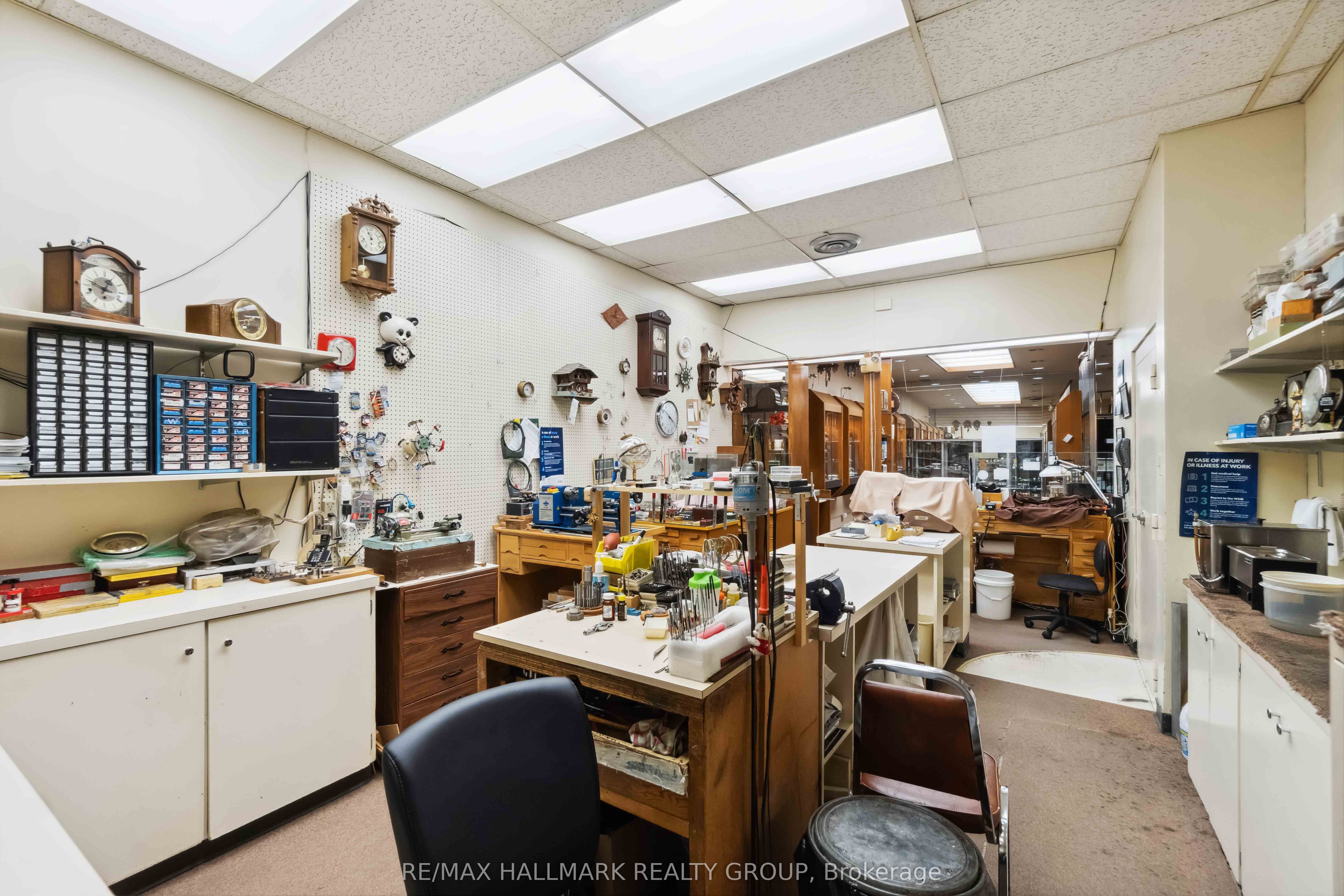 431 Bank Street Property Photo 9